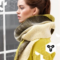 Sooo hübsch! Ja, das Model auch... Aber dieser Schal!!! Unser Label zum Wochenende: Winter in Holland. www.winterinholland.com